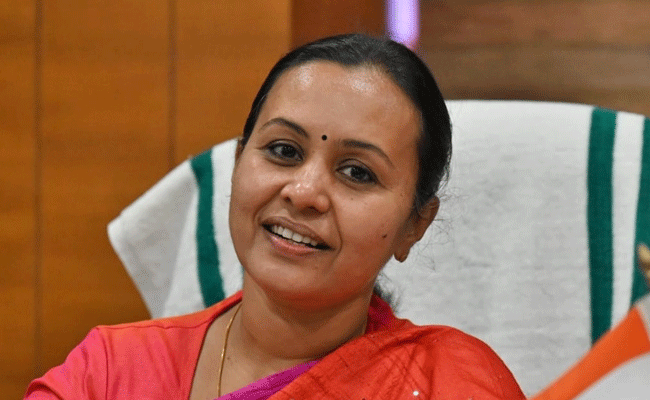 Read more about the article കേരളത്തിൽ കോവിഡ് കേസുകൾ വർധിക്കുന്നു; ജാ​ഗ്രതാ നിർദ്ദേശം