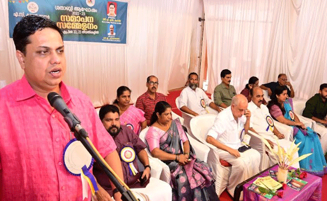 Read more about the article സാങ്കേതിക വിദ്യയോട് പുറംതിരിഞ്ഞു നില്‍ക്കാന്‍ സാധ്യമല്ല; കുട്ടികളെ അഭിരുചിക്കനുസരിച്ച് വളര്‍ത്തിയെടുക്കണം : സ്പീക്കര്‍ എ.എൻ ഷംസീർ