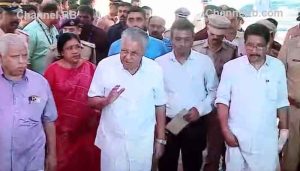 Read more about the article ട്രെയിനിലെ തീവെപ്പ്; മരിച്ചവരുടെ കുടുംബാംഗങ്ങളെ മുഖ്യമന്ത്രി സന്ദർശിച്ചു, 5 ലക്ഷം ധനസഹായം കൈമാറി