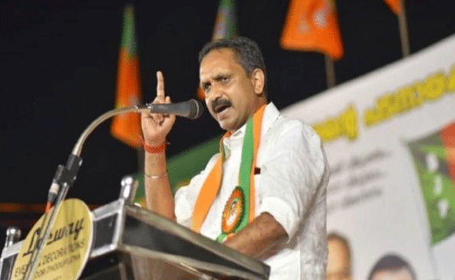 Read more about the article കേരളാ സ്റ്റോറി: സി.പി.എമ്മിൻ്റെ സെലക്ടീവ് മതേതരത്വവും ആവിഷ്കാര സ്വാതന്ത്ര്യവും ഈ നാട്ടിലെ ജനങ്ങൾക്ക് കൃത്യമായി അറിയാം: കെ. സുരേന്ദ്രൻ