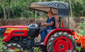 Read more about the article കര്‍ഷകര്‍ക്ക് കൃഷിയിലും തണലൊരുക്കും; ‘ഒരു വീട് ഒരു കാര്‍ഷിക ഉപകരണം’ പദ്ധതിയുമായി കുടുംബശ്രീ ജില്ലാ മിഷനും കാസര്‍കോട് ജില്ലാ പഞ്ചായത്തും