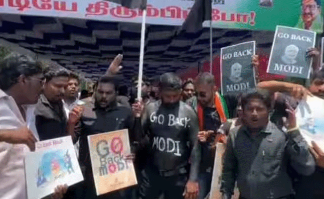 Read more about the article പ്രധാനമന്ത്രിയുടെ സന്ദർശനം; തമിഴ്‌നാട്ടിൽ ‘ഗോ ബാക്ക് മോദി’ പ്രതിഷേധം