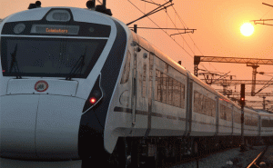 Read more about the article കേരളത്തിലേക്ക് വന്ദേഭാരത് ട്രെയിൻ; ഔദ്യോ​ഗികമായി അറിഞ്ഞിട്ടില്ലെന്ന് സംസ്ഥാന സർക്കാർ