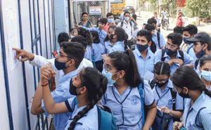 Read more about the article കേരളത്തിൽ പ്ലസ് ടു ഫലം പ്രഖ്യാപിച്ചു; 82.95% വിജയം; 77 സ്‌കൂളുകൾക്ക് 100 ശതമാനം