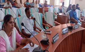 Read more about the article ഭരണസമിതി യോഗം ചേര്‍ന്നു; ജില്ലാ ആശുപത്രിയിലെ ജലക്ഷാമം പരിഹരിക്കാന്‍ അടിയന്തിര നടപടിയുമായി കാസർകോട് ജില്ലാ പഞ്ചായത്ത്