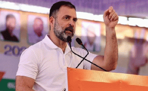 Read more about the article രാഹുൽ ഗാന്ധിക്ക് ഇനി സാധാരണ പാസ്‌പോര്‍ട്ട് ലഭിക്കും; മൂന്ന് വര്‍ഷത്തേക്ക് എന്‍.ഒ.സി അനുവദിച്ച് കോടതി