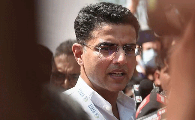 Read more about the article ആവശ്യങ്ങൾ അംഗീകരിച്ചില്ലെങ്കിൽ വൻ പ്രക്ഷോഭം നടത്തും; ഹൈക്കമാന്‍ഡിനും പി.സി.സി നേതൃത്വത്തിനും അന്ത്യശാസനവുമായി സച്ചിന്‍ പൈലറ്റ്