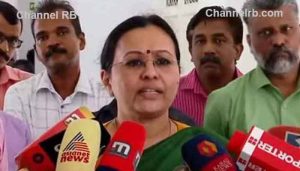 Read more about the article ഓപ്പറേഷന്‍ തീയറ്ററില്‍ ഹിജാബ്; രാഷ്ട്രീയ തീരുമാനം എടുക്കേണ്ട വിഷയമല്ലെന്ന് മന്ത്രി വീണ ജോർജ്