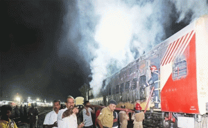 Read more about the article കണ്ണൂര്‍ ട്രെയിന്‍ തീവയ്പ് കേസ്; പശ്ചിമ ബംഗാള്‍ സ്വദേശി കസ്റ്റഡിയില്‍; വിരലടയാളം പരിശോധിക്കാൻ പൊലീസ്