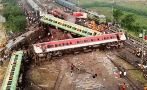Read more about the article ഒഡീഷയിലേത് 10 വർഷത്തിനിടെ രാജ്യത്തെ ഏറ്റവും വലിയ ട്രെയിൻ ദുരന്തം