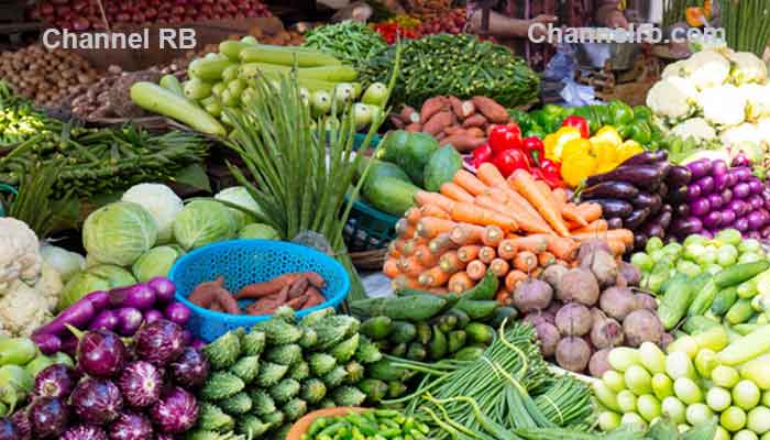 Read more about the article നിത്യോപയോഗ സാധനങ്ങള്‍ക്ക് വില തോന്നും പോലെ; അമിതമായി ഇടാക്കുന്നവര്‍ക്ക് എതിരെ കര്‍ശന നടപടി, ഇടപെട്ട് മുഖ്യമന്ത്രി