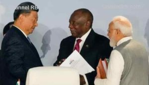 Read more about the article ബ്രിക്‌സ് ഉച്ചകോടി; പ്രധാനമന്ത്രി നരേന്ദ്ര മോദിയും ചൈനീസ് പ്രസിഡണ്ട് ഷി ജിൻപിങും കൂടിക്കാഴ്‌ച നടത്തി