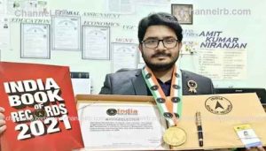 Read more about the article എട്ട് ബിരുദാനന്തര ബിരുദം, ഏഴ് വിഷയങ്ങളില്‍ യുജിസി നെറ്റ് യോഗ്യത; റെക്കോര്‍ഡ് തിളക്കവുമായി അധ്യാപകന്‍