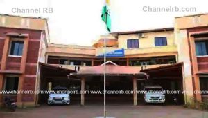 Read more about the article മഞ്ചേശ്വരത്ത് പട്രോളിങ്ങിനിടെ ഉണ്ടായ അക്രമത്തില്‍ പരിക്കേറ്റ എസ്.ഐയെ ബദിയടുക്കയിലേക്ക് മാറ്റി; ജില്ലയില്‍ എട്ട് എസ്.ഐമാര്‍ക്ക് സ്ഥലം മാറ്റം