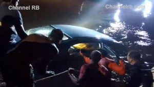 Read more about the article കാർ പുഴയിലേക്ക് മറിഞ്ഞ് രണ്ട് ഡോക്ടർമാർ മരിച്ചു, സഞ്ചരിച്ചത് ഗൂഗിൾ മാപ്പ് നോക്കി, പുറത്തെടുത്തത് ഒന്നര മണിക്കൂറിന് ശേഷം