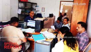 Read more about the article ഗ്രാമ പഞ്ചായത്തുകളിൽ വിജിലൻസ് പരിശോധന; കെട്ടിട നിർമാണങ്ങളുടെ അനുമതി നൽകുന്നതിൽ അപാകതകൾ കണ്ടെത്തി, കുറ്റകാരായ ഉദ്യോഗസ്ഥർക്കെതിരെ നടപടി സ്വീകരിക്കാൻ റിപ്പോർട്ട് നൽകും