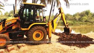 Read more about the article അനധികൃത മണല്‍ കടത്തിനെതിരെ പൊലീസ് നടപടി കടുപ്പിച്ചു; നാട്ടുകാരും കടത്ത് സംഘങ്ങളും നിരന്തരം സംഘട്ടനത്തിലെന്ന് പോലീസ്