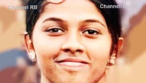 Read more about the article ബസിൻ്റെ ടയർ പൊട്ടിയ ശബ്‌ദം കേട്ട് സ്‌കൂട്ടർ നിയന്ത്രണം വിട്ടു മറിഞ്ഞു; തെറിച്ചുവീണ വിദ്യാർത്ഥിനി ദാരുണമായി മരിച്ചു