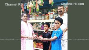 Read more about the article കളഞ്ഞു കിട്ടിയ സ്വർണാഭരണം തിരിച്ച്‌ ഏൽപ്പിച്ച് കുട്ടികൾ; അഞ്ചാം ക്ലാസ്സ് വിദ്യാർത്ഥികളായ റോഷനും അയാനും മാതൃകയായി