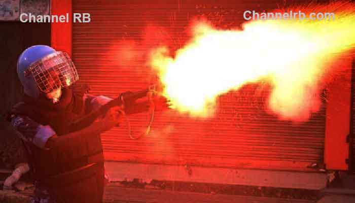 Read more about the article മണിപ്പൂരിൽ വീണ്ടും സംഘർഷം; അക്രമികളും സുരക്ഷാ സേനയും തമ്മിൽ വെടിവയ്പ്പ്, വെടിവെപ്പിൽ ഒരു പോലീസുകാരന് പരിക്കേറ്റു