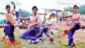 Read more about the article ശിവ സ്‌തുതിയിൽ ശിവകാന്ത ശംഭോ…; ആൺകുട്ടികളുടെ കുച്ചുപ്പുടിയിൽ ഒന്നാം സ്ഥാനം ദേവസൂര്യക്ക്, ഫോക്ക് ഡാൻസിലും ഒന്നാമത്