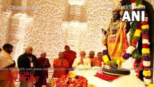 Read more about the article രാംലല്ലയ്‌ക്ക് പ്രാണ പ്രതിഷ്‌ഠ; ക്ഷേത്രനഗരി ശ്രീരാമ മന്ത്രത്താൽ മുഖരിതം, പ്രധാനമന്ത്രി നരേന്ദ്ര മോദി സാക്ഷ്യം