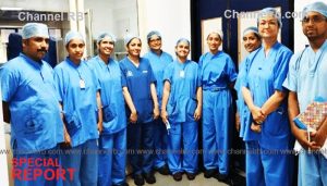 Read more about the article മലബാര്‍ കാന്‍സര്‍ സെൻ്റെറില്‍ കണ്ണിൻ്റെ കാഴ്‌ച നിലനിര്‍ത്തി കൊണ്ട് അപൂര്‍വ ശസ്ത്രക്രിയ; സംസ്ഥാനത്തെ ആരോഗ്യ രംഗത്ത് വൻ വിജയമെന്ന് ഡോക്ടർമാർ