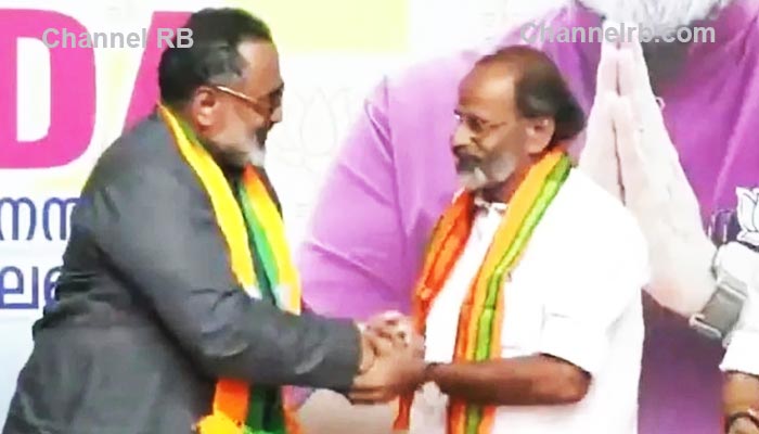 Read more about the article ലീഡറുടെ മകൾ പത്മജക്ക് പിന്നാലെ വിശ്വസ്‌തനും; മഹേശ്വരന്‍ നായര്‍ ബി.ജെ.പിയില്‍ ചേര്‍ന്നു