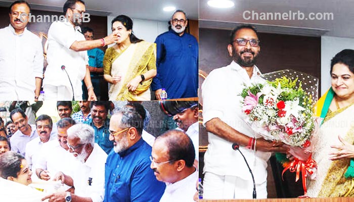 You are currently viewing പൊന്നാട അണിയിച്ച് നേതാക്കൾ; പുഷ്പവൃഷ്ടിയും ചെണ്ടമേളവും, തിരുവനന്തപുരത്ത് എത്തിയ പത്മജ വേണുഗോപാലിന് വൻ വരവേൽപ്പ്