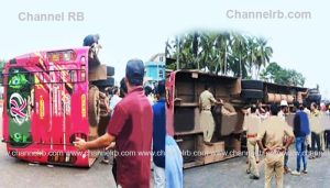 Read more about the article സ്വകാര്യ ബസ് കാസർകോട്ട് നിയന്ത്രണം വിട്ട് മറിഞ്ഞു; അപകടത്തിൽ എട്ട് പേര്‍ക്ക് പരിക്ക്, വൻ ദുരന്തം ഒഴിവായി