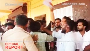 Read more about the article കാസർകോട് പോളിംഗിനിടെ മാധ്യമ പ്രവർത്തകരെ ആക്രമിച്ച സംഭവം; ചെങ്കള പഞ്ചായത്ത് പ്രസിഡണ്ട് ഉൾപ്പടെ പത്ത് മുസ്ലിം ലീഗ് പ്രവർത്തകരെ പോലീസ് അറസ്റ്റ് ചെയ്‌തു