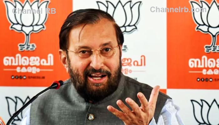 You are currently viewing ‘ഇ.പി ജയരാജനെ മാത്രമല്ല, കേരളത്തിലെ എല്ലാ കോണ്‍ഗ്രസ് എം.പിമാരെയും കണ്ടിരുന്നു’; അടുത്ത വെടി പൊട്ടിച്ച്‌ പ്രകാശ് ജാവദേക്കര്‍