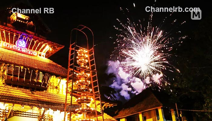 Read more about the article തൃശൂർ പൂരവിളംബരം ഭക്‌തിനിർഭരം, സാമ്പിള്‍ കെങ്കേമം; വെള്ളിയാഴ്‌ച പൂരോത്സവം