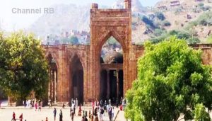 Read more about the article അജ്‌മീര്‍ പള്ളിയിലും സംഘപരിവാര്‍, അമ്പലം പൊളിച്ച്‌ പണിതതെന്ന് ആരോപണം; പുരാവസ്‌തു വകുപ്പ് സര്‍വേ നടത്തണമെന്ന് മേയര്‍