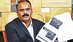 Read more about the article പ്രജ്ജ്വലിന് എതിരെയുള്ള ലൈംഗിക അതിക്രമ കേസ്; തെളിവ് പുറത്തുവിട്ട ബി.ജെ.പി നേതാവ് കസ്റ്റഡിയില്‍