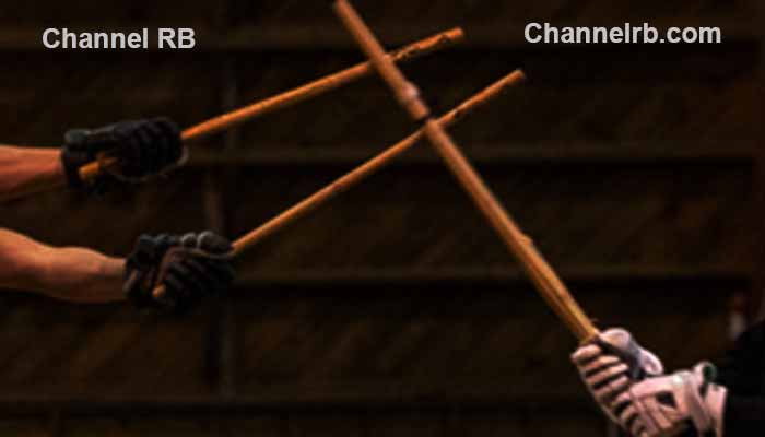 You are currently viewing മാരക ആയുധ പരിശീലനം; സി.പി.എം പ്രവർത്തകർ ബി.ജെ.പി യോ​ഗം നടന്ന വീട് വളഞ്ഞു, ഉപേക്ഷിച്ച ആയുധങ്ങൾ പൊലീസ് കസ്റ്റഡിയിൽ