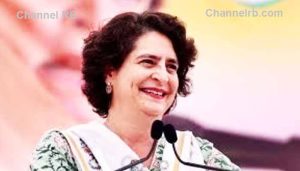 Read more about the article പ്രിയങ്ക വയനാട്ടില്‍ മത്സരിക്കണം; സമ്മര്‍ദ്ദവുമായി യു.ഡി.എഫ്, രാഹുലിനൊപ്പം പത്തുതവണയും അല്ലാതെയും വയനാട് മണ്ഡലത്തില്‍ എത്തിയ പ്രിയങ്ക പരിചിതയാണ്