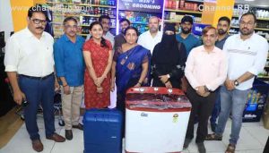 Read more about the article ബാക് ടു സ്കൂൾ സമ്മാന പദ്ധതി: വിജയികൾക്ക് സമ്മാനങ്ങൾ നൽകി റിയൽ ഹൈപ്പർ മാർക്കറ്റ്