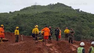 Read more about the article രാത്രി പരിശോധന ഇന്നും ഇല്ല; സ്ഫോടനം നടന്നു എന്ന വാർത്ത തള്ളി; നാളെ മുതൽ കൂടുതൽ യന്ത്രങ്ങൾ ഉപയോഗിച്ച് തിരച്ചിൽ