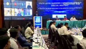 Read more about the article ഒരു വർഷത്തെ മൊറട്ടോറിയം പ്രഖ്യാപിച്ചു; മുഴുവൻ ലോണും എഴുതിത്തള്ളണമെന്ന് മുഖ്യമന്ത്രി; അതാത് ബാങ്കുകൾക്ക് തീരുമാനമെടുക്കാമെന്ന് ബാങ്കേഴ്സ സമിതി