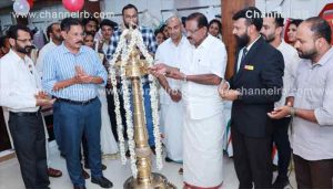 Read more about the article കാഞ്ഞങ്ങാട് ഇമ്മാനുവല്‍ സില്‍ക്സില്‍ ഓണം ഷോപ്പിംഗ് ഫെസ്റ്റിവലിന് തുടക്കമായി