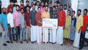 Read more about the article റീ ബിൽഡ് വയനാട് ക്യാമ്പയിൻ; ഡി.വൈ.എഫ്.ഐ കാഞ്ഞങ്ങാട് ബ്ലോക്ക് കമ്മിറ്റി 22,38488 രൂപ കൈമാറി