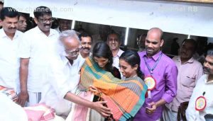 Read more about the article ജില്ലാ വ്യവസായ കേന്ദ്രം ഓണം കൈത്തറി വസ്ത്ര പ്രദര്‍ശനമേളയും സപ്ലൈകോ ഓണച്ചന്തയും തുടങ്ങി; മന്ത്രി രാമചന്ദ്രന്‍ കടന്നപ്പള്ളി ഉദ്ഘാടനം ചെയ്തു