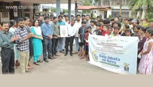 Read more about the article സിവിൽ സ്റ്റേഷനിൽ നടത്തിയ ശുചീകരണയജ്ഞം ബോധവൽക്കരണ പോസ്റ്റർ ജില്ലാ കളക്ടർ പ്രകാശനം ചെയ്തു