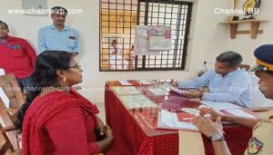 Read more about the article ജില്ലാ കളക്ടറുടെ വില്ലേജ് അദാലത്തുകൾ പൂര്‍ത്തിയായി, കണ്ടെത്തിയ പൊതുവായ പ്രശ്‌നങ്ങൾ സമയബന്ധിതമായി പരിഹരിക്കും; ജില്ലാ കളക്ടർ കെ ഇമ്പശേഖർ