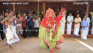 Read more about the article രാവണേശ്വരം അപ്ലിയത്ത് തറവാട് കളിയാട്ട മഹോത്സവം സമാപിച്ചു; വിവിധ തെയ്യങ്ങള്‍ കെട്ടിയാടി