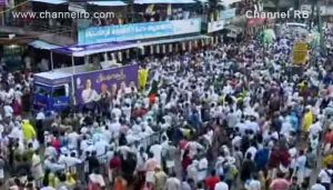 Read more about the article രണ്ട് ഇടങ്ങളിൽ ഉപതെരഞ്ഞെടുപ്പിന്‍റെ പരസ്യപ്രചാരണം അവസാനിച്ചു; പാലക്കാട് കൂടുതൽ സമയം; പ്രിയങ്കക്ക് വേണ്ടി രാഹുൽ ഗാന്ധിയും