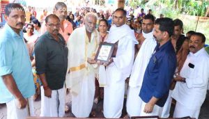 Read more about the article ചിത്താരി ചാമുണ്ഡികുന്ന് മീത്തൽ വീട് തറവാട് നാഗ പ്രതിഷ്ഠാ ചടങ്ങും അനുമോദനവും ആദരവും നടന്നു