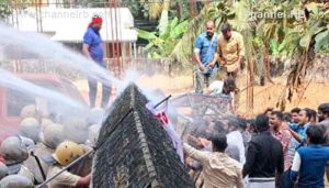 Read more about the article ഒന്നിന് പിറകെ മറ്റൊന്നായി സമരം തുടരുന്നു; മൻസൂർ ആശുപത്രിയിലെ നഴ്‌സിംഗ് വിദ്യാർത്ഥിനി ആത്മഹത്യക്ക് ശ്രമിച്ച സംഭവത്തിൽ നടക്കുന്നത്.?