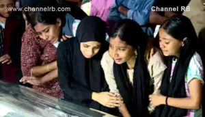 Read more about the article ഒന്നിച്ച് പഠിച്ച് ഒന്നിച്ച് യാത്ര, ഒടുവിൽ മടക്കവും ഒരേ ഖബറിൽ; നാല് വിദ്യാർത്ഥിനികളുടെ മരണം നാടിനെ കണ്ണീരിലാക്കി; അധികാരികളെ ഇനിയെങ്കിലും കണ്ണ് തുറക്കുമോ.?